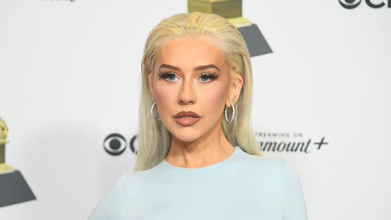 Christina Aguilera Weight Loss Journey and Surgery Speculation