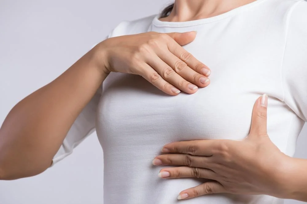 Breast Reduction Numbness: Causes, Nerve Recovery & Warning Signs 2 is breast numbness a sign of cancer